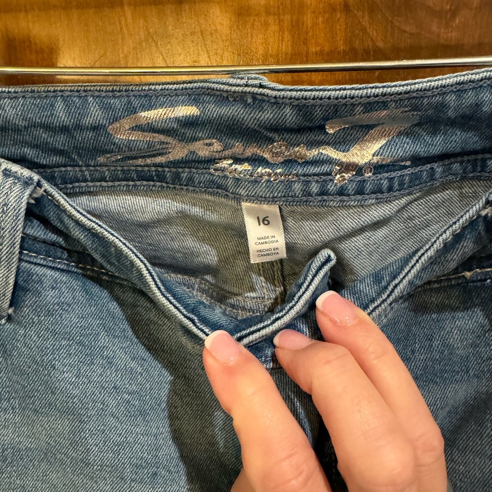 Jeans
